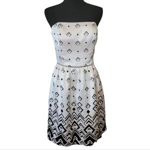 WHBM Black & White Strapless 100% Silk Dress Size 6